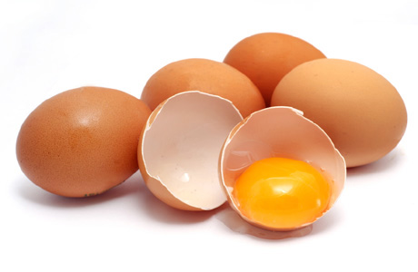 makan-telur1
