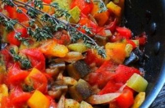 Рагу из курицы и овощей